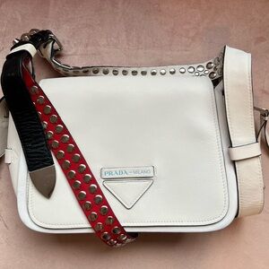 Prada shoulder bag good condition